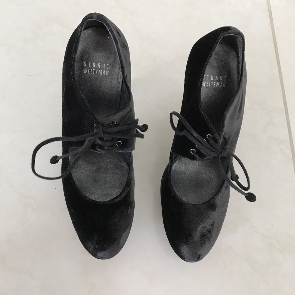 Gorgeous Black velvet Stuart Weitzman heels.